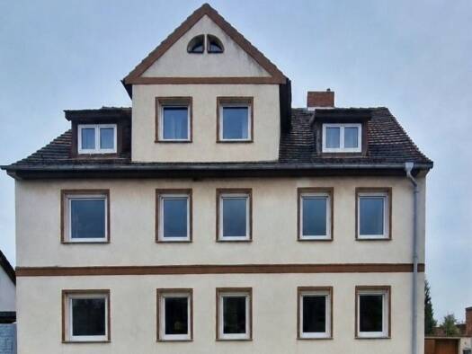 Mehrfamilienhaus zum Kauf 270.000 € 11 Zimmer 220 m² 593 m² Grundstück Latdorf Nienburg (Saale) 06429