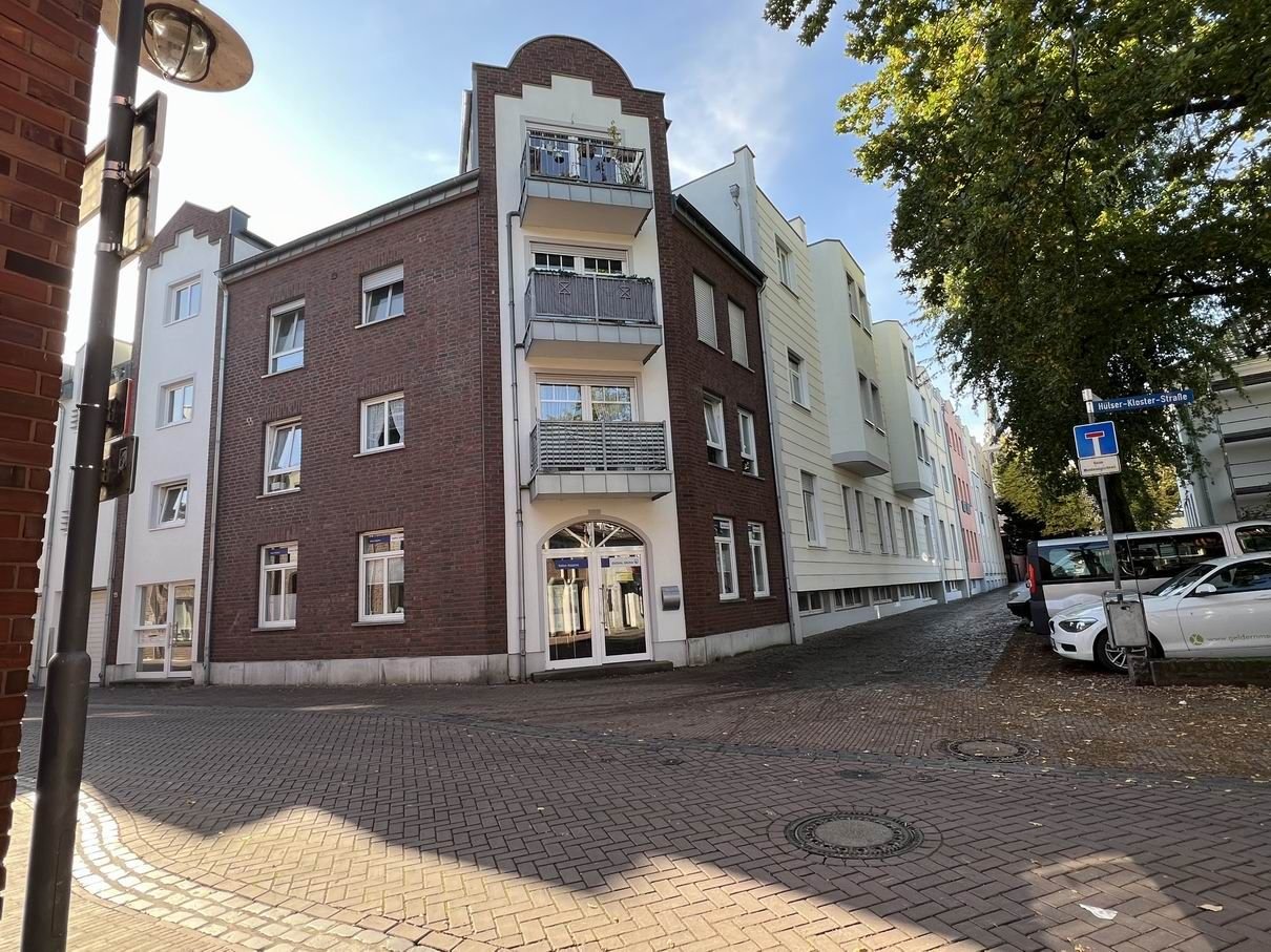 Wohnung zur Miete 695 € 2 Zimmer 71,5 m²<br/>Wohnfläche 1.<br/>Geschoss Hülser Kloster Straße 15 Geldern Geldern 47608