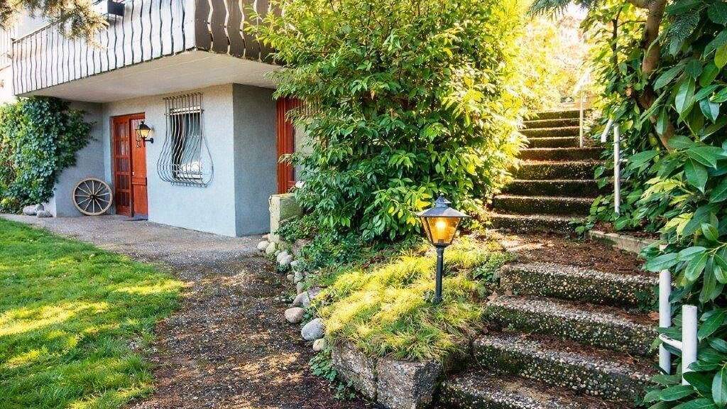 Freistehendes Einfamilienhaus in Alleinlage mit Panorama-Naturblick in Pforzheim-Würm