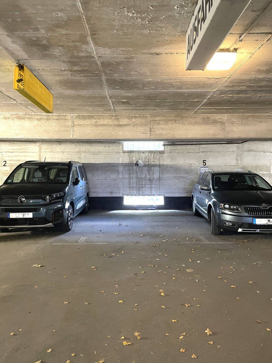 Tiefgarage zur Miete - Ansicht 2