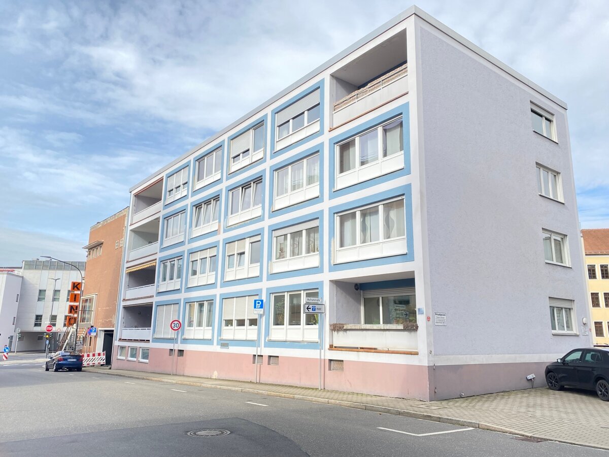 Wohnung zum Kauf 180.000 € 4 Zimmer 111 m²<br/>Wohnfläche EG<br/>Geschoss Altstadt Weiden 92637