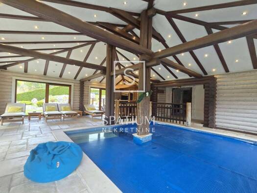 Einfamilienhaus zum Kauf 750.000 € 4 Zimmer 250 m² Vrata, Fužine Fužine 51322