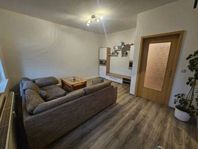 Wohnung zur Miete 260 € 2 Zimmer 47 m² Geschoss 1/2 Falkenau Flöha 09557
