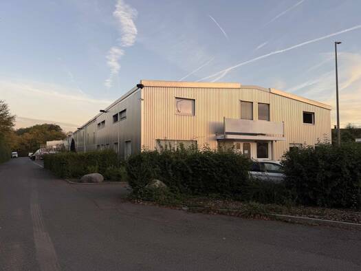 Lagerhalle zur Miete provisionsfrei 1.917 m² Lagerfläche Julius-Kemmler-Straße 45 Betzingen Reutlingen 72770
