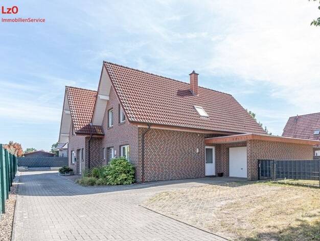 Doppelhaushälfte zum Kauf 249.900 € 4 Zimmer 115,4 m² 480 m² Grundstück frei ab sofort Garrel Garrel 49681