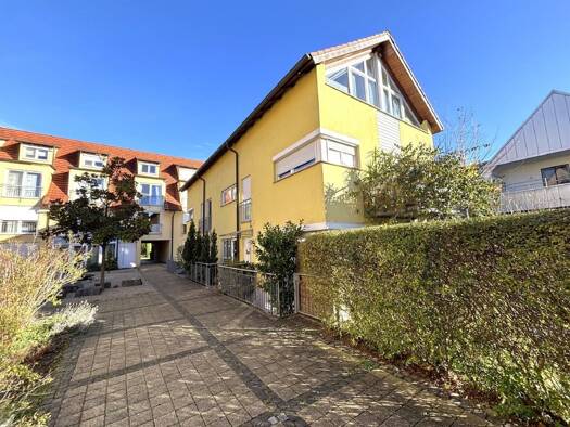 Reihenmittelhaus zum Kauf 495.000 € 4 Zimmer 132,3 m² 3.699 m² Grundstück Neuenburg Neuenburg am Rhein 79395
