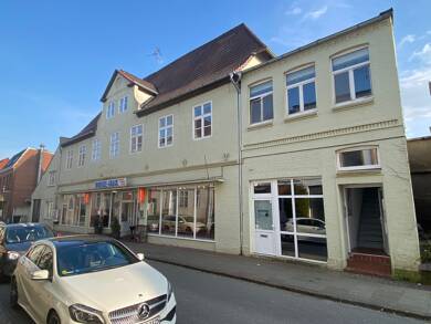 Wohn- und Geschäftshaus zum Kauf als Kapitalanlage geeignet 780.000 € 17 Zimmer 721 m² 1.041 m² Grundstück Glückstadt 25348