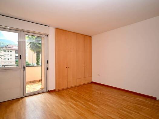 Wohnung zur Miete 2.000 € 4 Zimmer 179 m² EG Bozen 39100