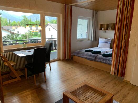 Studio zur Miete 900 € 1 Zimmer 32 m² Geschoss 2/4 frei ab sofort Füssen 87629