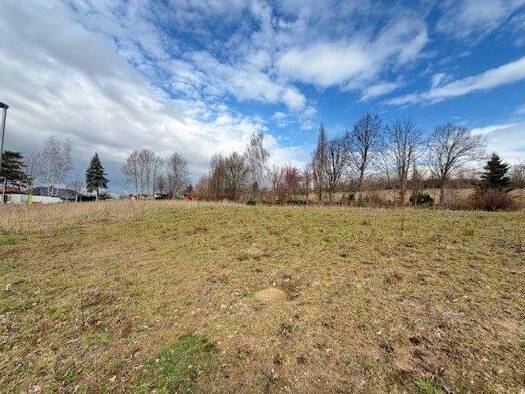 Bungalow zum Kauf provisionsfrei 440.000 € 4 Zimmer 102 m² 757 m² Grundstück Limbach Wilsdruff 01723