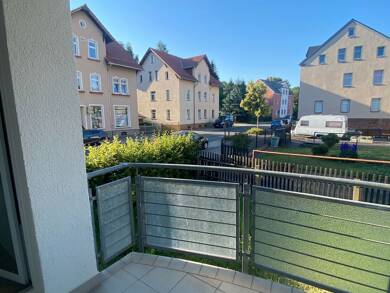 Wohnung zur Miete 445 € 3 Zimmer 78 m² 1. Geschoss frei ab sofort Untere Hauptstraße 77/79 Oelsnitz Oelsnitz/Erzgebirge 09376