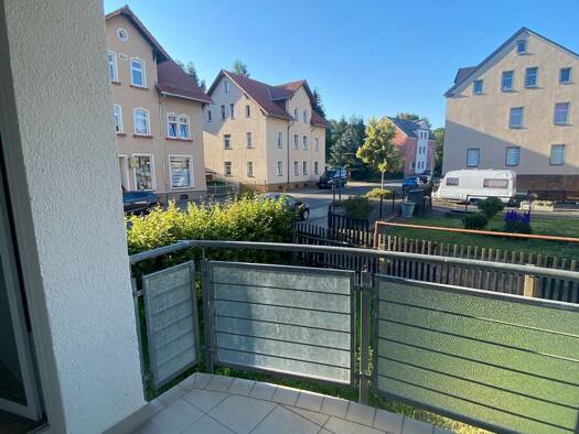 Wohnung zur Miete 445 € 3 Zimmer 78 m² 1. Geschoss frei ab sofort Untere Hauptstraße 77/79 Oelsnitz Oelsnitz/Erzgebirge 09376