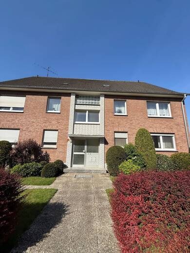 Wohnung zur Miete 390 € 3 Zimmer 65 m² Dachgeschoss, 2. Geschoss frei ab sofort Bülowstr. 29 Wesel Wesel 46483