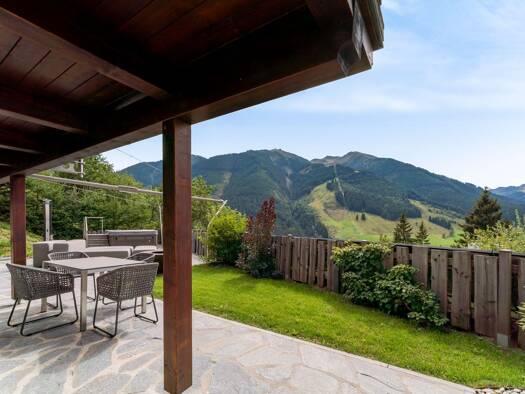 Einfamilienhaus zum Kauf 3.650.000 € 7 Zimmer 190 m² 711 m² Grundstück Saalbach-Hinterglemm 5753