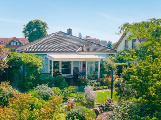 Haus zum Kauf 520.000 € 4 Zimmer 125,7 m² 877 m² Grundstück Rehfelde Rehfelde 15345