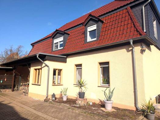 Mehrfamilienhaus zum Kauf 385.000 € 13 Zimmer 330 m² 1.440 m² Grundstück frei ab sofort Köckern Sandersdorf / Köckern 06794