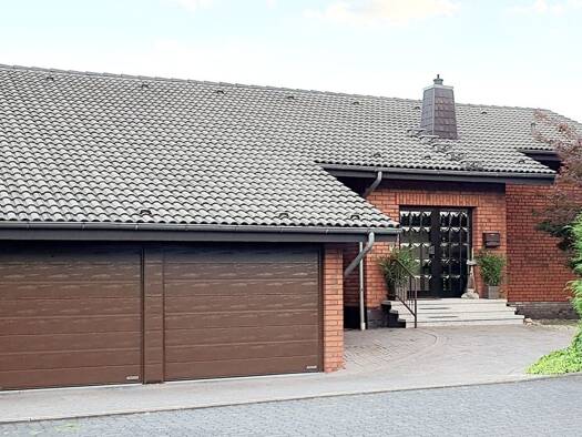 Einfamilienhaus zum Kauf provisionsfrei 490.000 € 4,5 Zimmer 130 m² 713 m² Grundstück Altenbauna Baunatal 34225