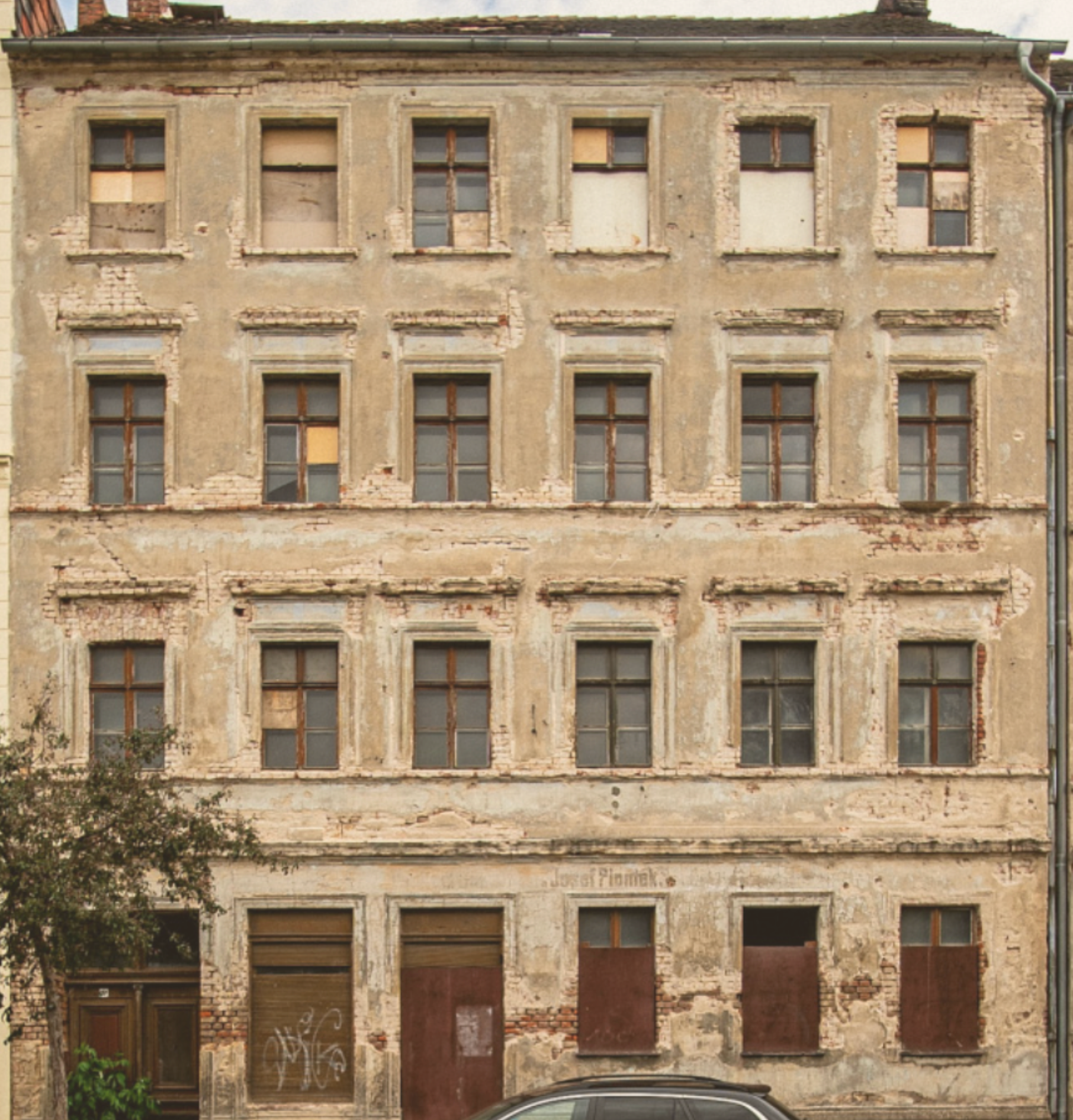 Haus zum Kauf provisionsfrei 36.000 € 323 m²<br/>Grundstück 31 Rauschwalder Street Innenstadt Görlitz 02826