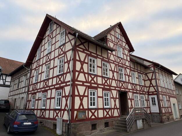 Mehrfamilienhaus zum Kauf 249.000 € 14 Zimmer 217 m² Niederhone Eschwege 37269