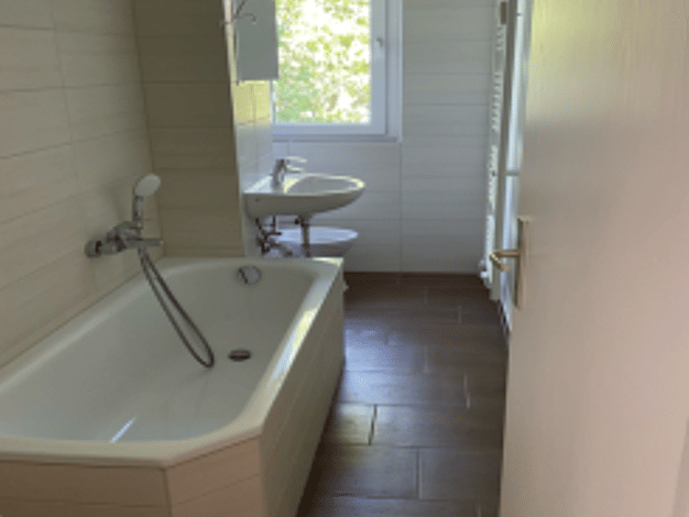 Wohnung zur Miete 395 € 3 Zimmer 60,7 m² 4. Geschoss Ingolstädter Str. 5 Südstadt Halle (Saale) 06128