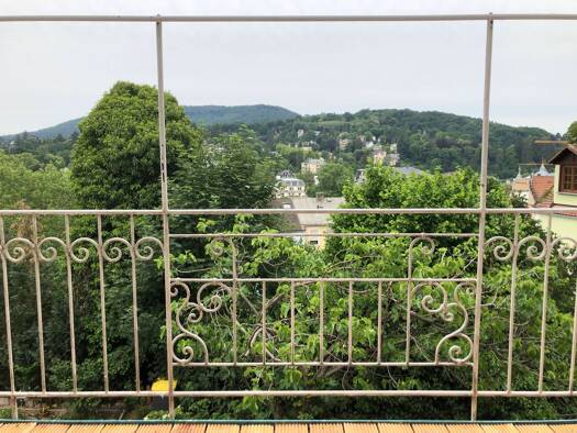 Wohnung zur Miete 930 € 2 Zimmer 75 m² Geschoss 1/2 frei ab 01.12.2025 Innenstadt Baden-Baden 76530