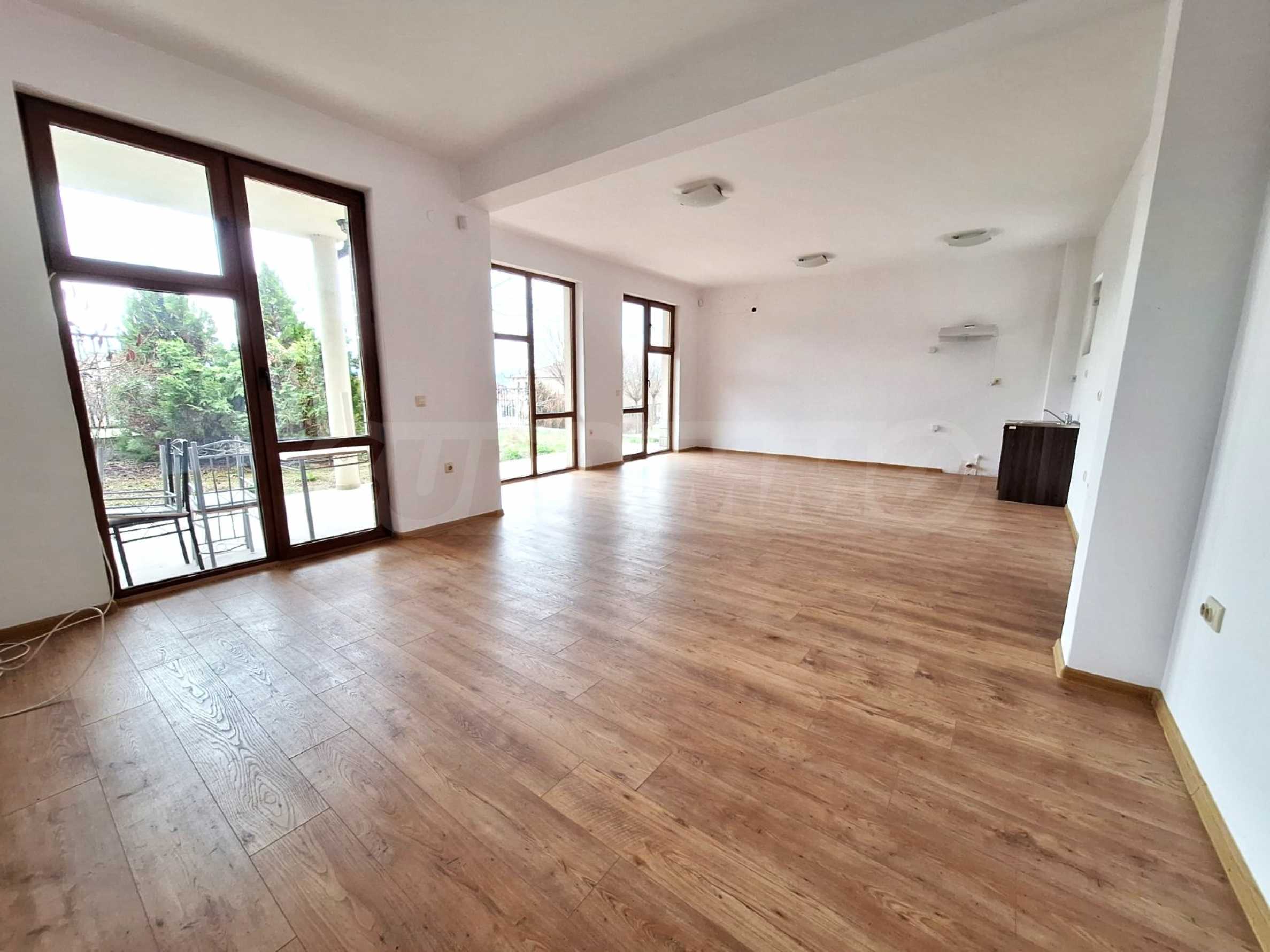 Reihenmittelhaus zum Kauf 240.000 € 4 Zimmer 186 m²<br/>Wohnfläche Razlog