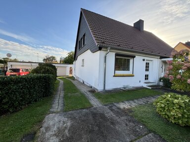 Doppelhaushälfte zum Kauf 165.000 € 4 Zimmer 77 m² 522 m² Grundstück Danziger Dorf Magdeburg 39128