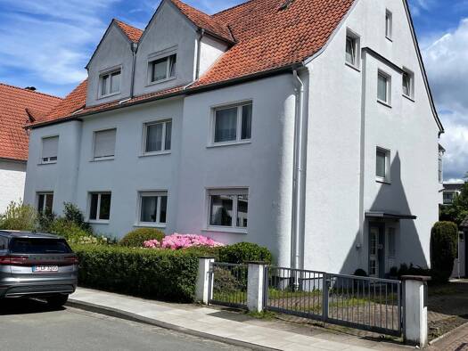 Mehrfamilienhaus zum Kauf 449.000 € 9 Zimmer 215 m² 400 m² Grundstück frei ab sofort In der Töde Sieker Bielefeld 33604