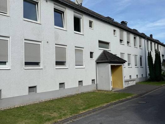 Wohnung zum Kauf 160.000 € 4,5 Zimmer 88,5 m² Geschoss 1/2 frei ab sofort Freiherr-Vom-Stein-Straße 4 Bökenförde Lippstadt 59558