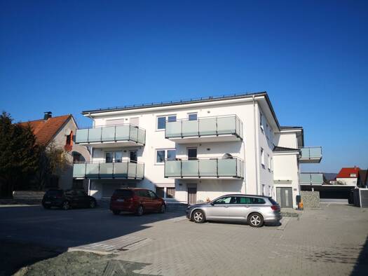 Wohnung zur Miete 1.000 € 3 Zimmer 84 m² Geschoss 2/3 frei ab 01.01.2026 Hirschaid 96114