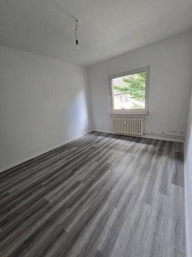 Wohnung zur Miete 340 € 2 Zimmer 46,6 m² 1. Geschoss frei ab 01.08.2025 Singstraße 23 Mittelmeiderich Duisburg 47137