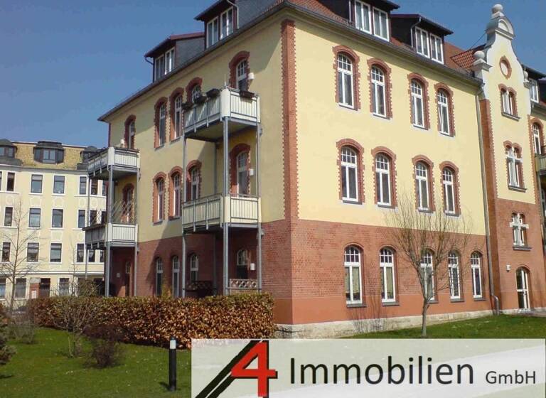 Wohnung zur Miete 350 € 2 Zimmer 58,7 m²<br/>Wohnfläche Dachgeschoss<br/>Geschoss Gerhart-Hauptmann-Str. 26 Innenstadt Gera 07546
