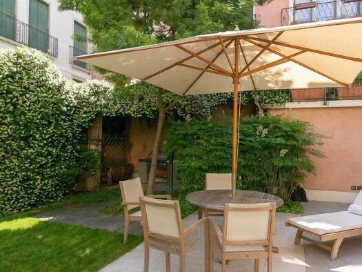 Haus zum Kauf 2.700.000 € 315 m² Venezia 30125