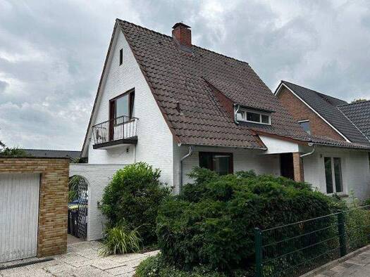 Einfamilienhaus zum Kauf 590.000 € 4 Zimmer 107 m² 850 m² Grundstück frei ab 01.02.2026 Schulensee Molfsee 24113