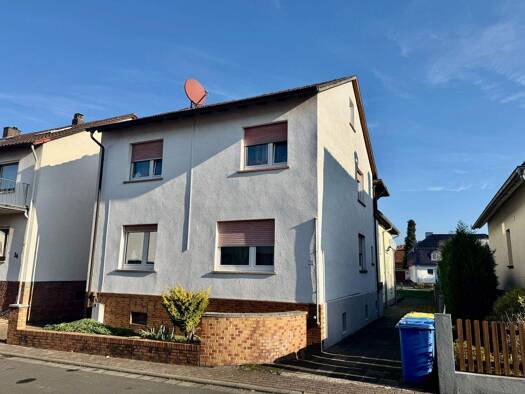 Mehrfamilienhaus zum Kauf 469.000 € 9 Zimmer 239 m² 578 m² Grundstück Altenhaßlau Linsengericht 63589