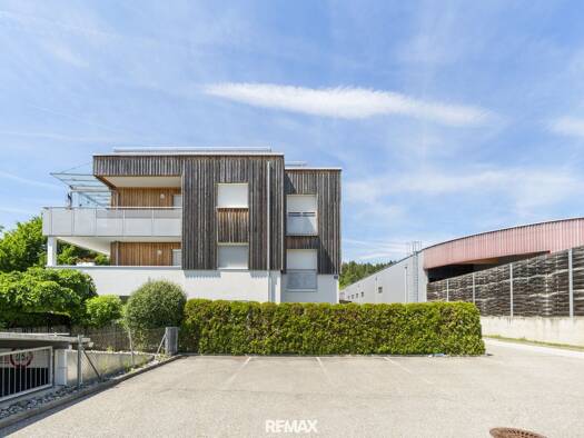 Immobilie in Krumpendorf - Wohnung zum Kauf - Krumpendorf - 449.000 € - 3 Zimmer, 73,5 m², EG - Bild 2