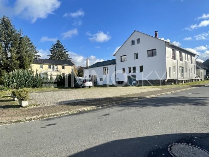 Mehrfamilienhaus zum Kauf als Kapitalanlage geeignet 560.000 € 12 Zimmer 400 m²<br/>Wohnfläche 1.850 m²<br/>Grundstück Wenings Gedern 63688