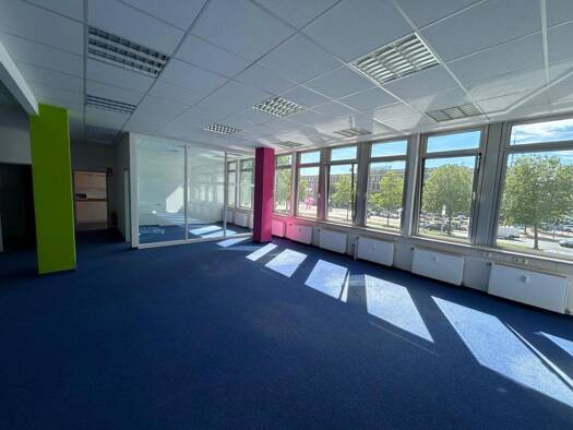 Bürofläche zur Miete provisionsfrei 11,50 € 243 m² Bürofläche teilbar ab 243 m² Innenstadt Bochum 44787