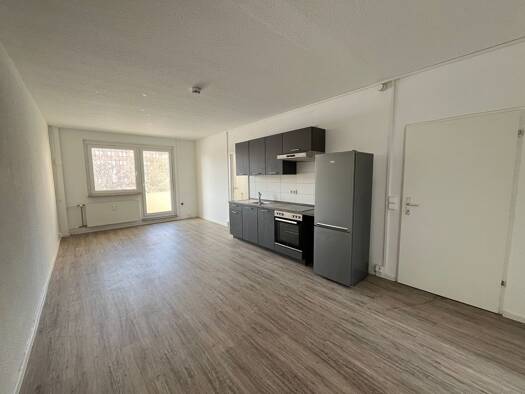 Wohnung zur Miete 499 € 4 Zimmer 90 m² 1. Geschoss frei ab sofort Moseler Straße 10 Pölbitz Zwickau 08058