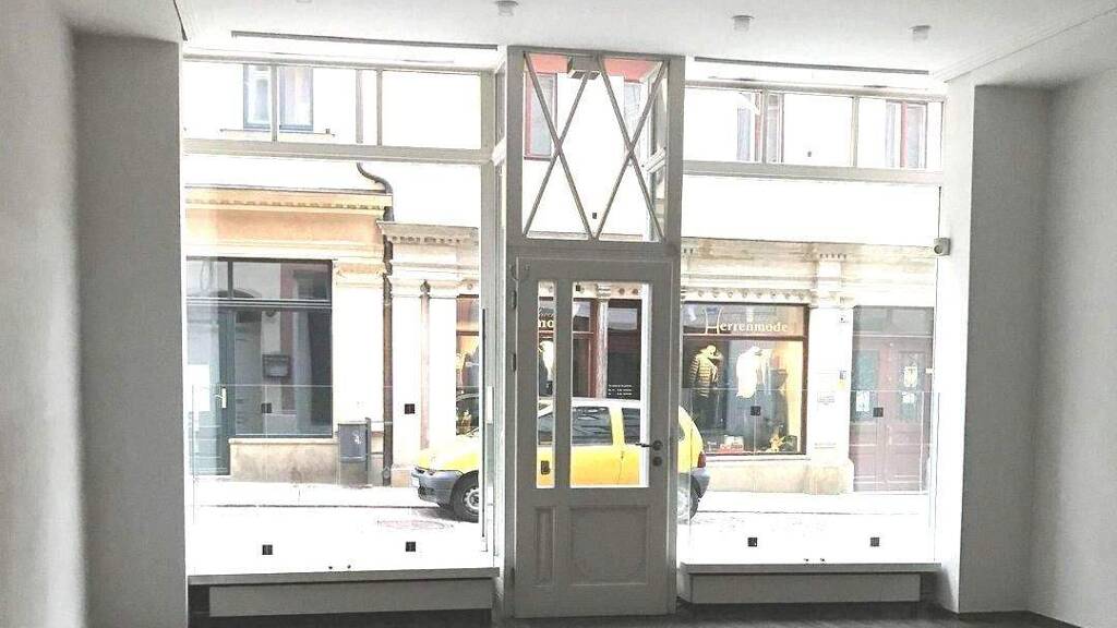Laden zur Miete 8,45 € 1,5 Zimmer 54 m² Verkaufsfläche Meißen 01662