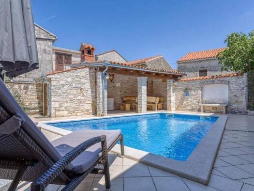 Reihenmittelhaus zum Kauf 385.000 € 5 Zimmer 579 m² Grundstück Marcana 52206
