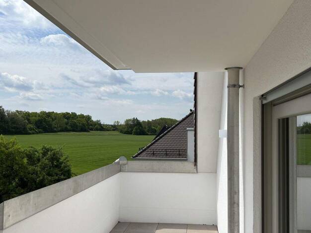 Wohnung zum Kauf - Erstbezug provisionsfrei 999.000 € 2,5 Zimmer 100 m² 2. Geschoss Krailling 82152