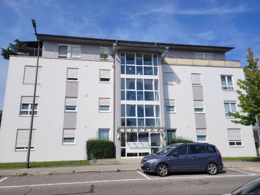 Wohnung zur Miete 850 € 2,5 Zimmer 78 m² 2. Geschoss frei ab 01.10.2026 Burghausen Burghausen 84489