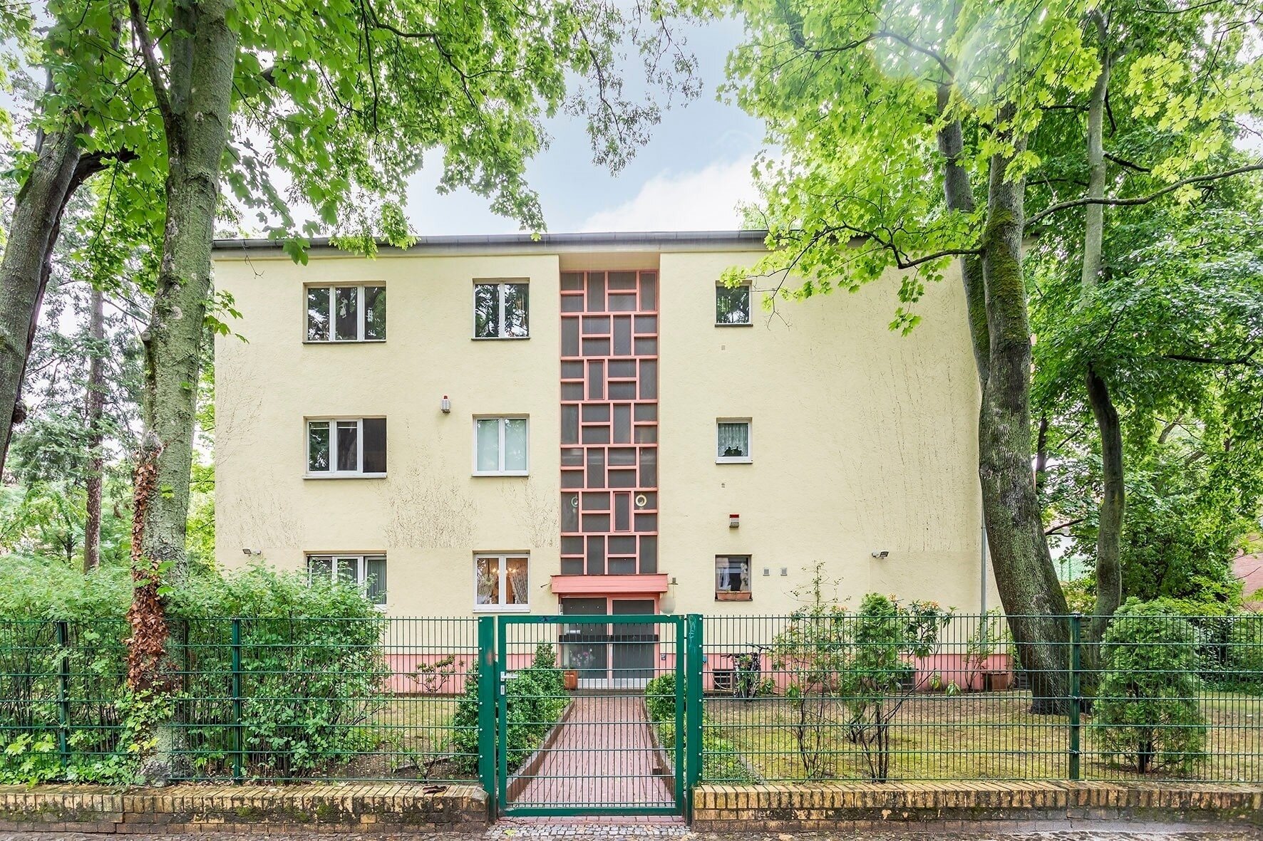 Wohnung zum Kauf provisionsfrei 220.000 € 2 Zimmer 52,5 m²<br/>Wohnfläche 1.<br/>Geschoss Lichterfelde Berlin 12207