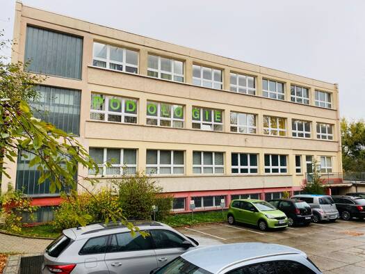 Medizinisches Gebäude zum Kauf 393 € 1.245 m² Bürofläche Lusan Gera / Lusan 07549