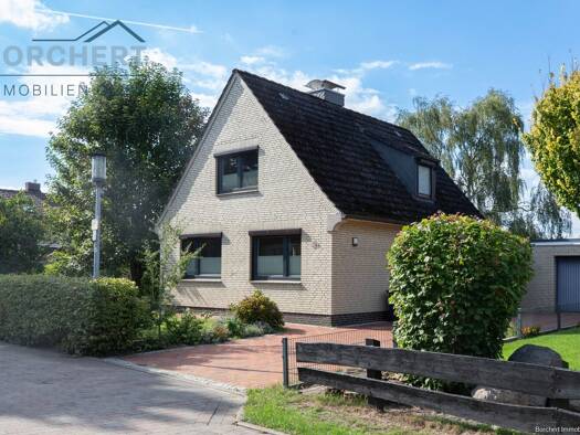 Einfamilienhaus zum Kauf 395.000 € 4 Zimmer 104,2 m² 644 m² Grundstück Elmshorn 25336