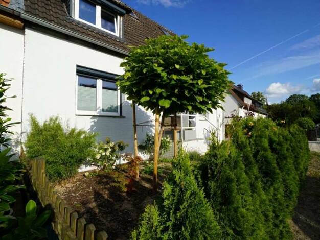 Mehrfamilienhaus zum Kauf provisionsfrei 575.000 € 5 Zimmer 216,7 m² 683 m² Grundstück Quelle Bielefeld 33649