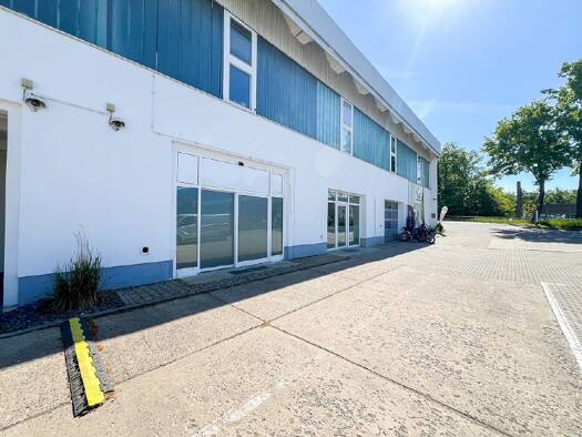 Halle/Industriefläche zur Miete provisionsfrei 7 € 781 m² Lagerfläche Dresden 01099