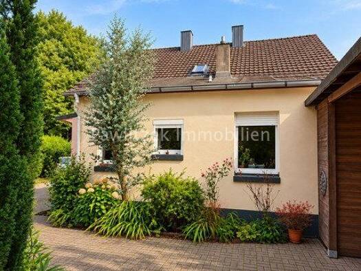 Einfamilienhaus zum Kauf 349.000 € 8 Zimmer 185 m² 933 m² Grundstück Linden Bochum 44879