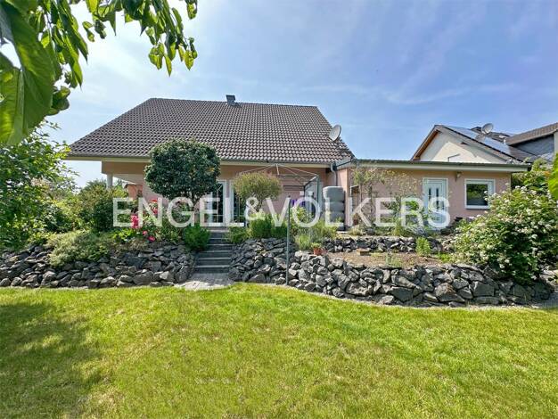 Haus zum Kauf 520.000 € 6 Zimmer 185 m² 734 m² Grundstück Polch Polch 56751
